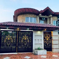 ویلا شبانه دوخوابه شیک با استخر تابستانه