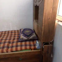 دو تخت نوجوان