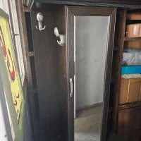 فروش تعدادی کتاب خانه و کابینت ام دی اف و خرده چوب