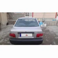پراید نقره‌ای  مدل ۹۵