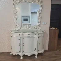 آینه و کنسول