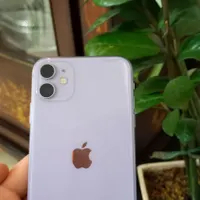 اپل iPhone 11 با حافظهٔ ۱۲۸ گیگابایت
