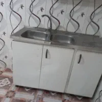 سینک‌دولگنه‌به‌همراه‌کابینت‌فلزی‌سه‌درب
