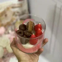 شمع شیشه ای توت فرنگی شکلات