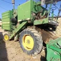 کمباین جاندیر موتور بزرگ گاو آهن کاه جمع کن
