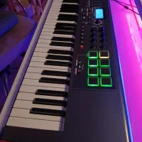 مهدی کنترلر Novation 61