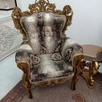 مبل سلطنتی کار کرد بدون شکستگی همره با جلو مبلی