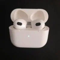 ایرپاد هندسفری airpod ۳