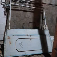 درب حیاط و درب ورودی حال