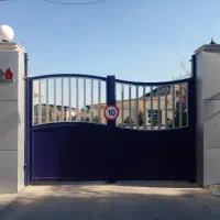 کارگر پرس کار