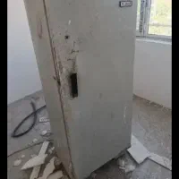 یخچال خرابه سوخته برمیدارم