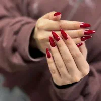 کاشت ناخن۳۹۹با طراحی  باده سال تجربه مژه موقت