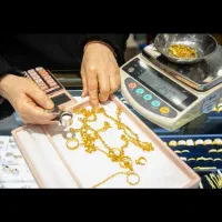 کلاس آموزشی فروشندگی طلا شروع شد.