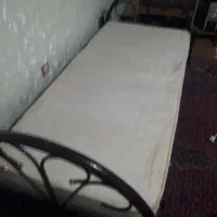 تخت فلزی تک نفره
