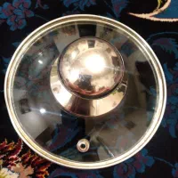 در قابلمه کوچیک برای تفلون یا چدن