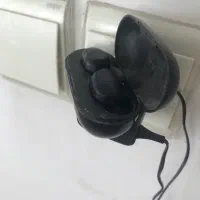 هدفون جی بی ال  و یک عدد ایرپاد