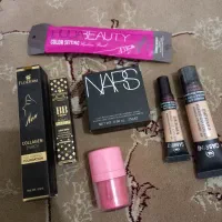لوازم ارایشی برند