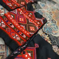 زی آستین گل فرح