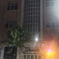 دفتر-کار-بر-اتوبان-خرازی
