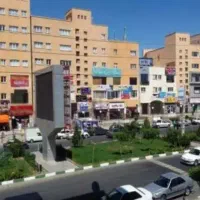 مغازه-بر-بلوار-جمهوری-و-نبش-پاساژ-استقلال