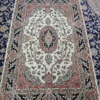 قالیچه ماشینی در حد نو