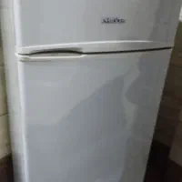 یخچال درحدنو