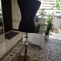 یک عدد مانکن مردانه در حد نو