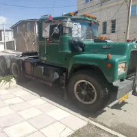 یک دستگاه ماک باری