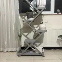 استند گل و گلدان