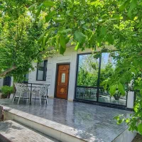 اقامت در باغ  ویلا سر سبز استخر دار فول  تمییز امن