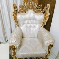 مبل سلطنتی 7 نفره بامیز ومیز عسلی