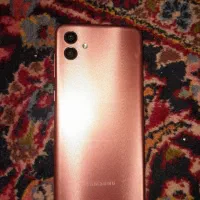 سلام دوستان یگ هراده گوشی a04رام 4 حافظه 64