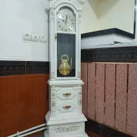 ساعت ایستاده درحد نو موتور تازه انداختم روش