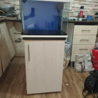 آکواریوم شرکتی ماهیران بهمراه کمد