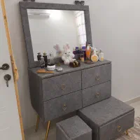 تخت و میز آرایش