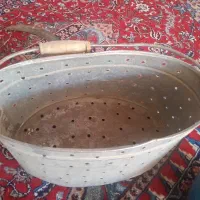 فروش ۱۳ عدد سطل فلزی انگور چیدن دانه ۳۰۰