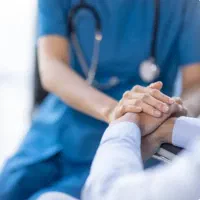خدمات پرستاری و پرایوت