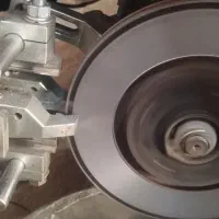 تراش دیسک ترمز دستگاه روی خودرو (پایان لرزش ترمز)