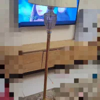 اباژور ایستاده با ابکاری طلایی عالی