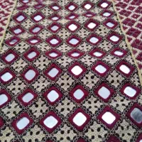 زی و آستین هزار آینه
