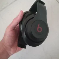 هدفون اصلی