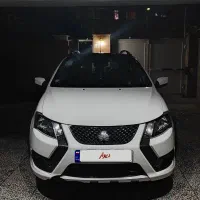کوییک r مدل 1404 سفید مشکی