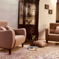 دو عدد مبل تک نفره