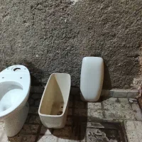 توالت فرنگی و مخزن سالم