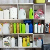 تولید ظروف بادی گالن و بطری و ...