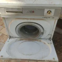 ماشین لباسشویی