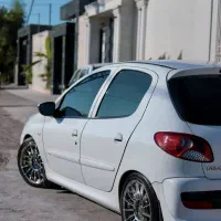 207 اتوماتیک