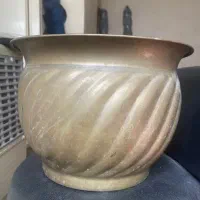 گلدان برنجی قدیمی