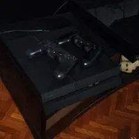 PS4 FAT 1T دو دسته فابریک بازی هم دارد