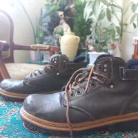کفش کاترپیلار سایز ۴۰